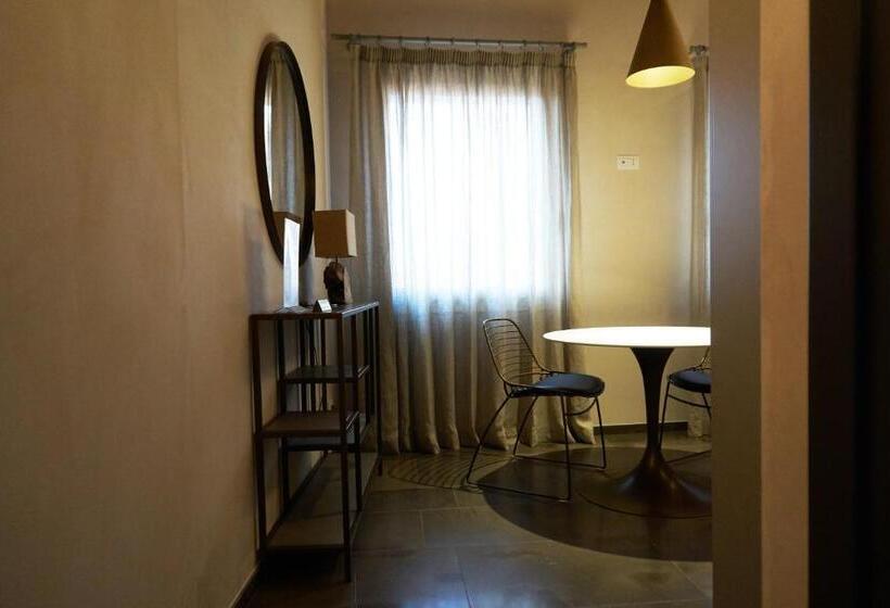 اتاق استاندارد با تخت بزرگ, Palazzetto Dieda