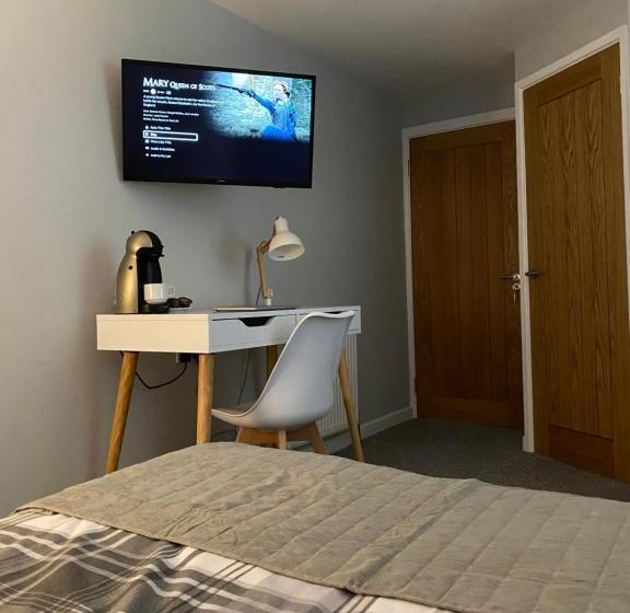 اتاق استاندارد, Shore Street Apartments