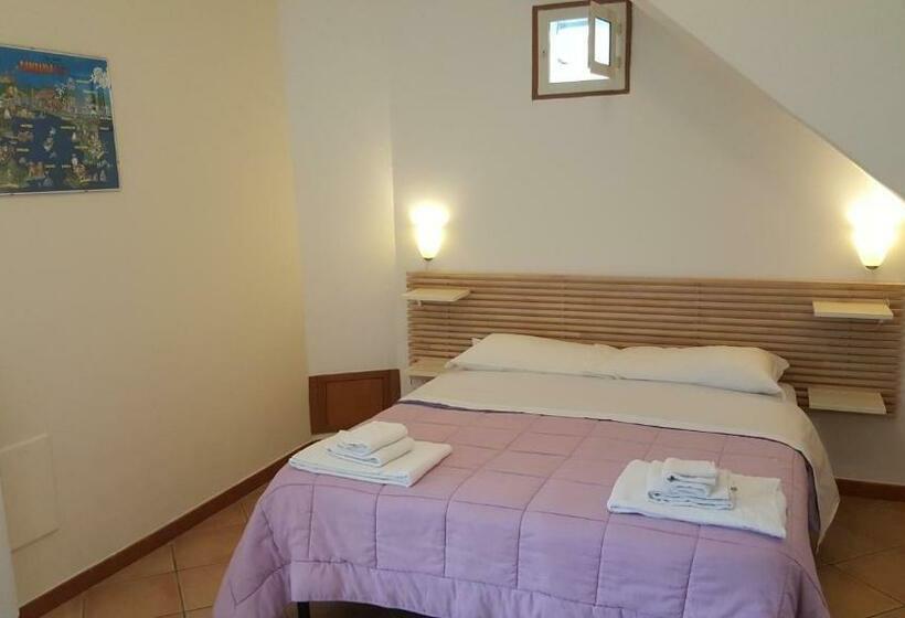 Chambre Standard, Bed And Breakfast I Vicoletti Di Napoli
