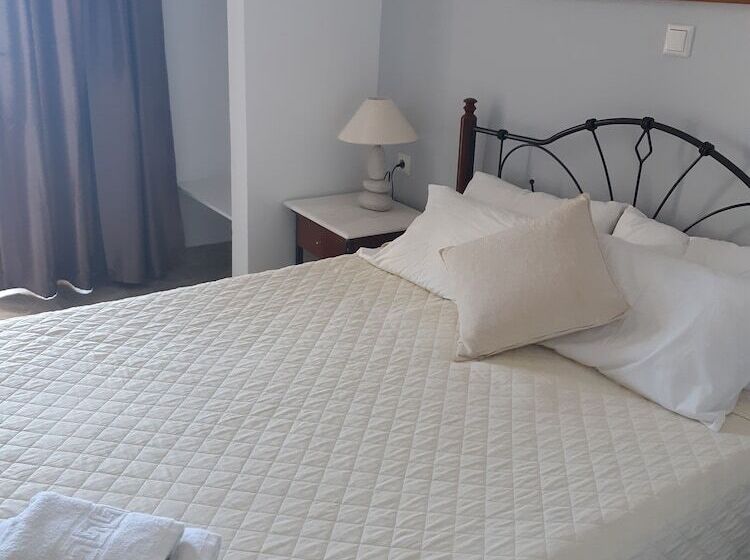 اتاق استاندارد, Emmanouela Studios & Villas