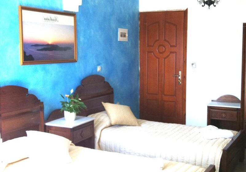 اتاق استاندارد سه نفره, Emmanouela Studios & Villas
