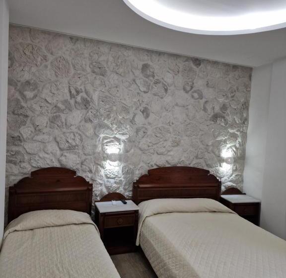 اتاق استاندارد سه نفره, Emmanouela Studios & Villas