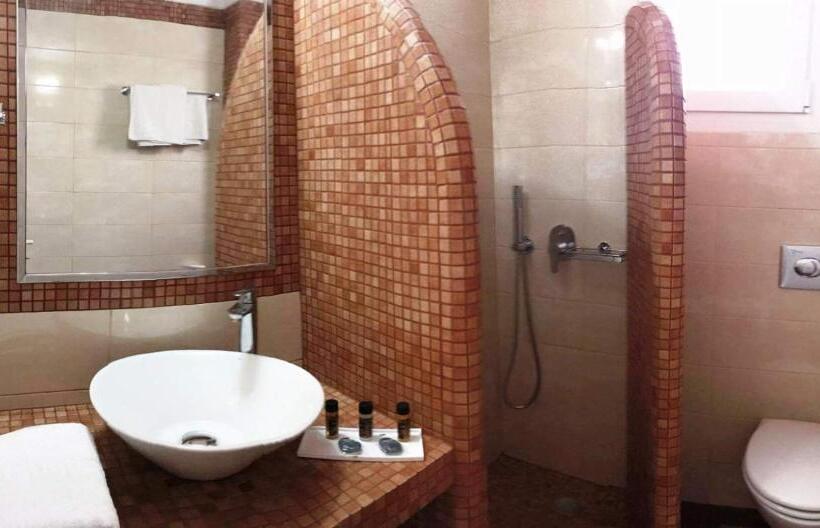 اتاق استاندارد چهار تخته, Stavros Villas