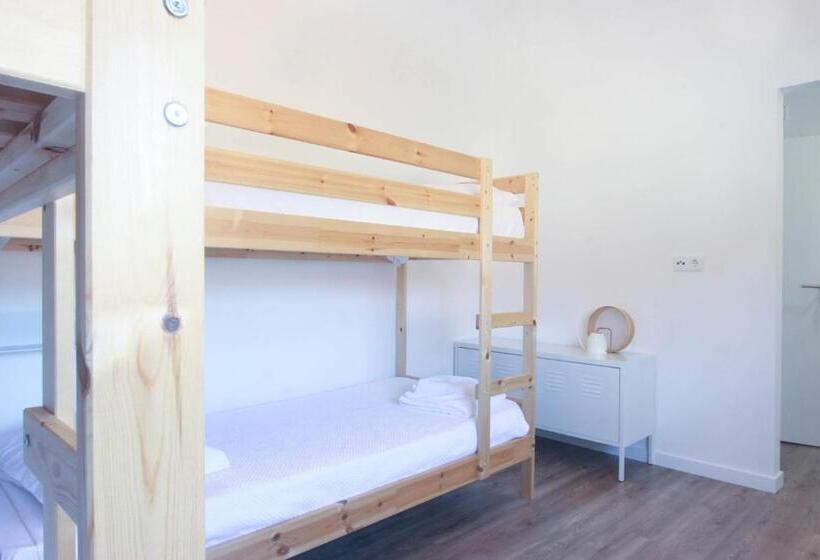 Четырехместный Номер Стандарт, Hostel Retiro Do Gerês