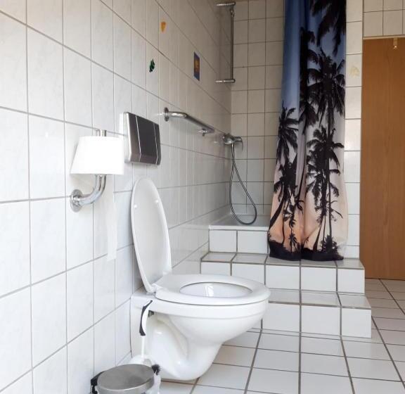带2个卧室的公寓, Ferienwohnung In Erftstadt