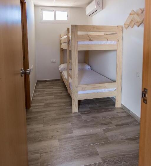 اتاق چهار تخته با دستشویی مشترک, Albergue Multiaventura Active Andalucia