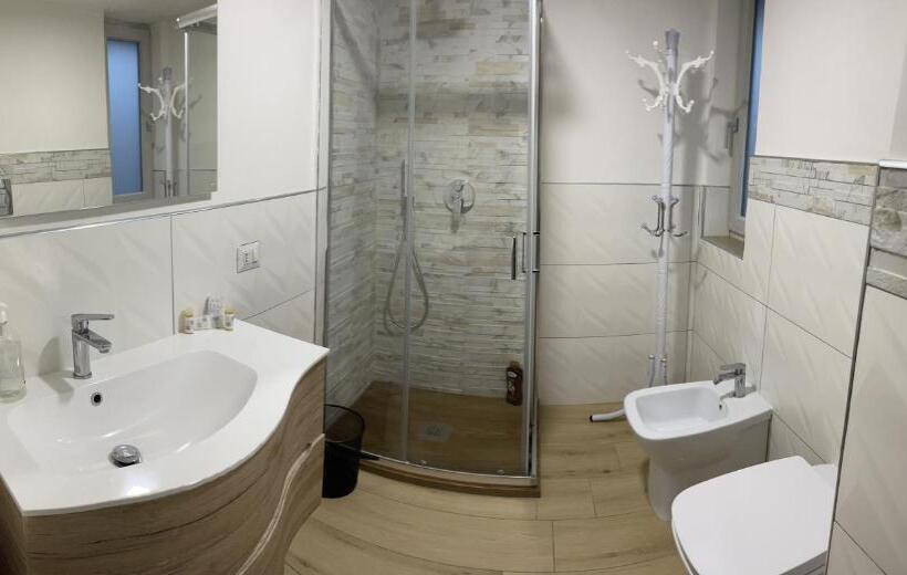 Номер Deluxe, Teddy Sroom