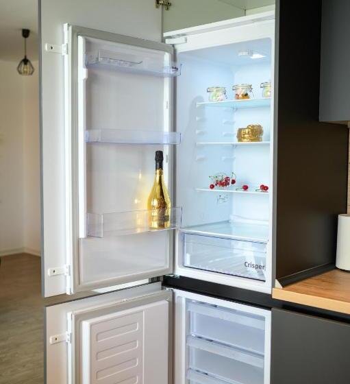استودیوی لوکس, Northaparthotel Bucharest
