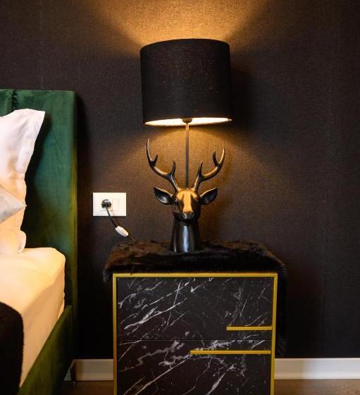 استودیوی لوکس, Northaparthotel Bucharest