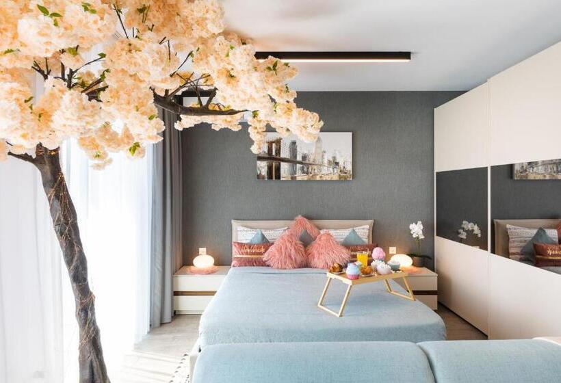 استودیوی سوپریور, Northaparthotel Bucharest