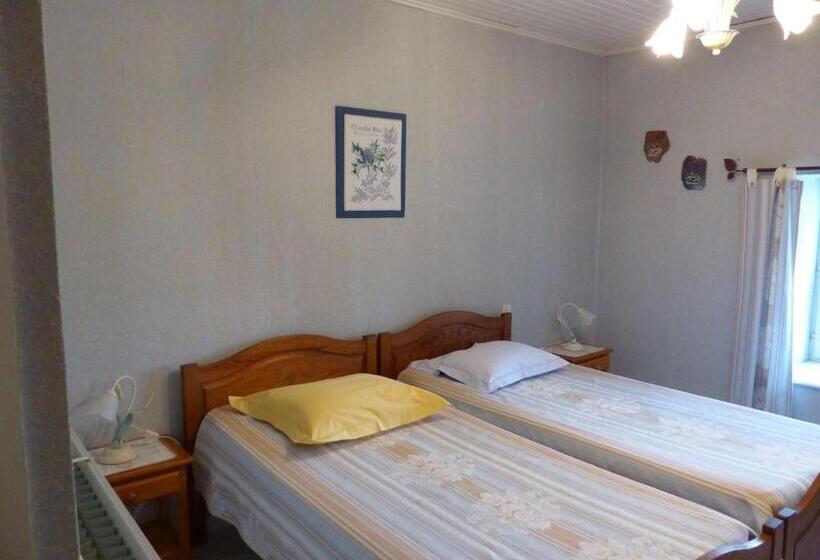 Номер Стандарт Трехместный, Le Chaumois