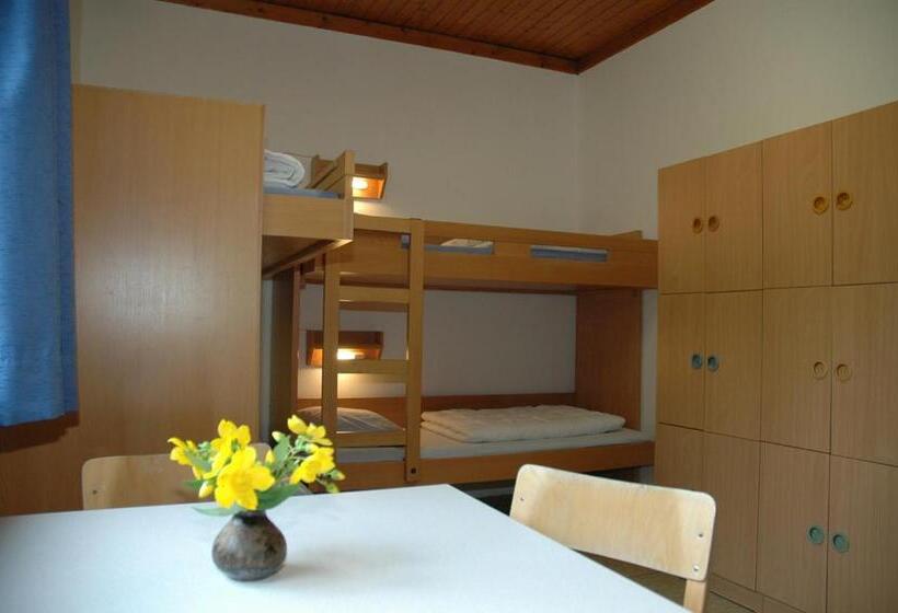 标准三人间外部浴室, Ferienanlage Schönhagen
