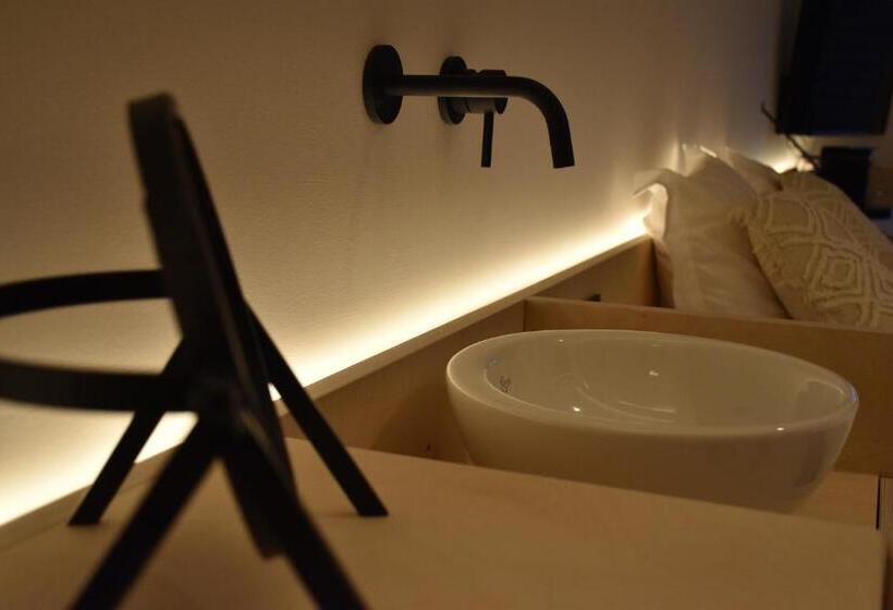 חדר סטנדרט נוף לגינה, Poutrelle Guestrooms