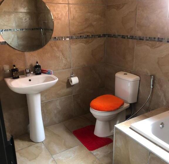 اتاق سوپریور, Whitehouse Lodge Benoni