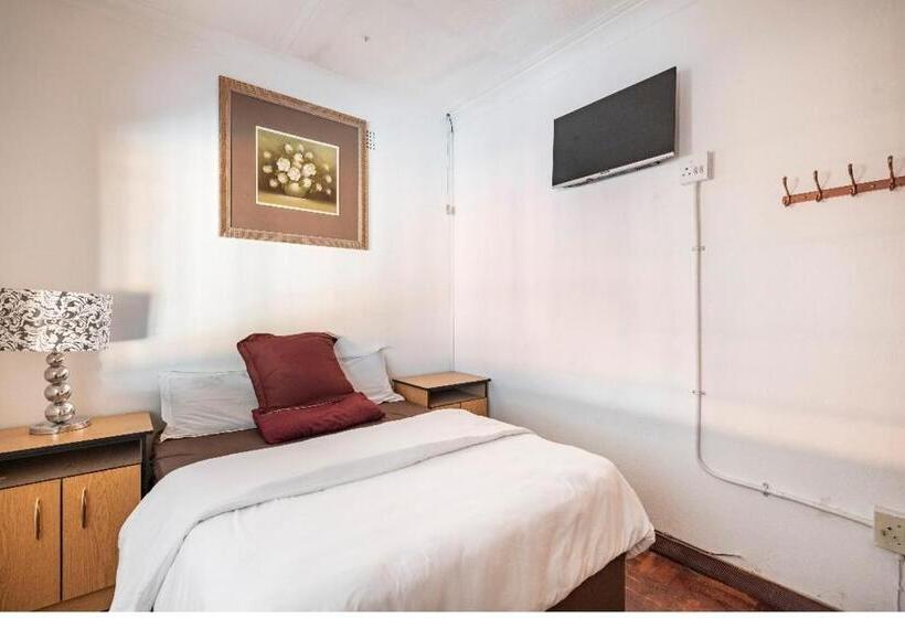 اتاق استاندارد یک تخته با سرویس بهداشتی مشترک, Whitehouse Lodge Benoni