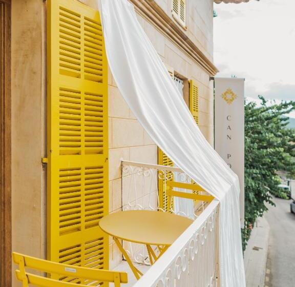 اتاق لوکس با بالکن, Boutique Can Pocovi