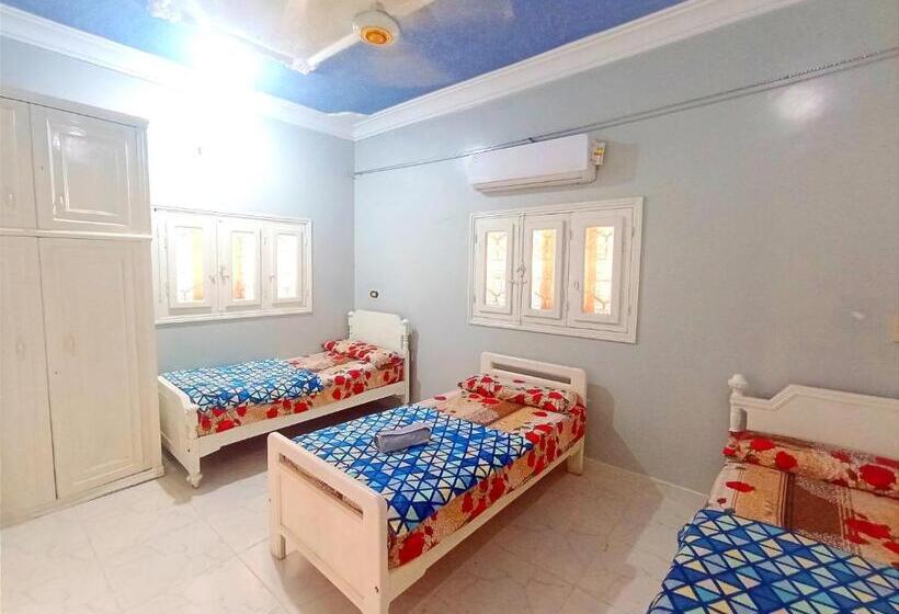اتاق استاندارد سه نفره, Winji Guest House