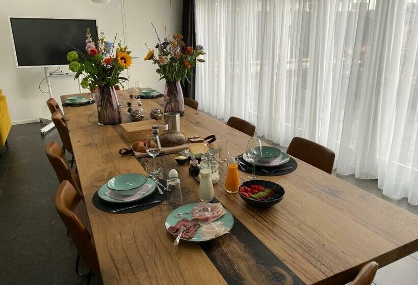 اتاق استاندارد با تخت بزرگ, Bed & Breakfast De Oude Kapel