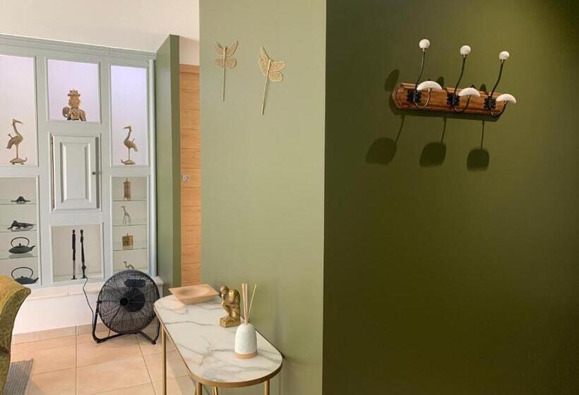اتاق استاندارد, Chambre En Drôme Tropicale