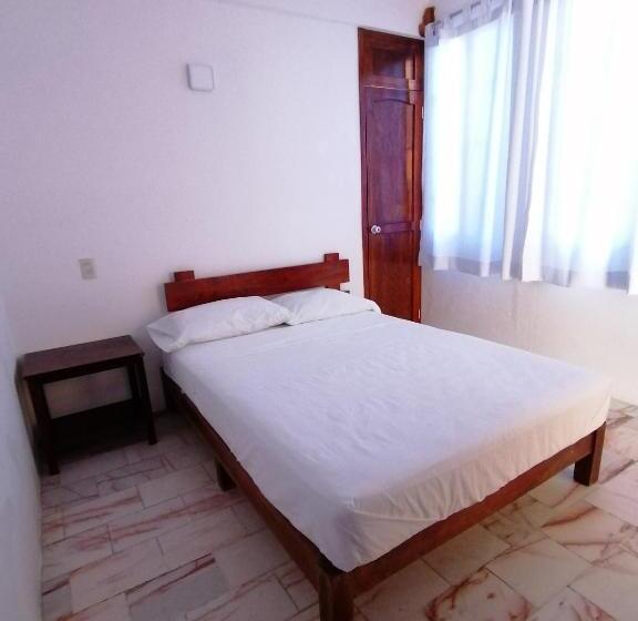 スタンダードルーム, Don Luis Hostal   Sucursal Hidalgo   Tecolutla
