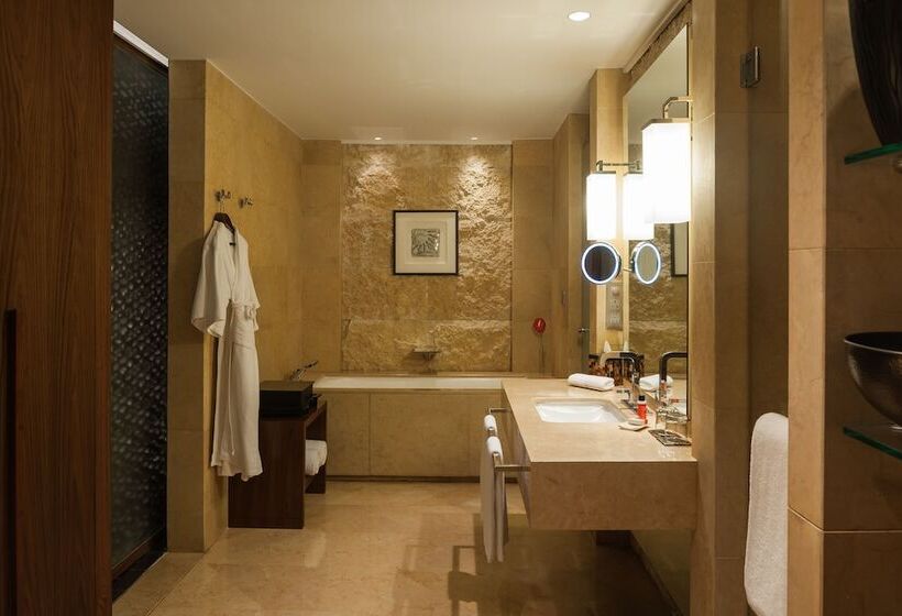 غرفة كلوب بإطلالة على المسبح, Grand Hyatt Goa