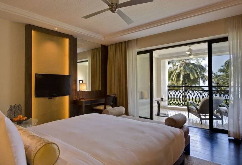 클럽실 풀장 뷰, Grand Hyatt Goa