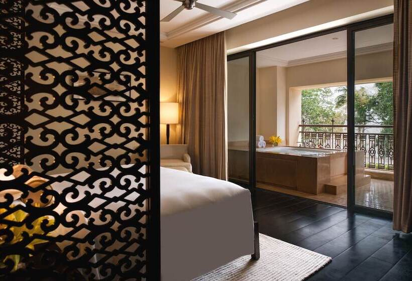 클럽실 풀장 뷰, Grand Hyatt Goa