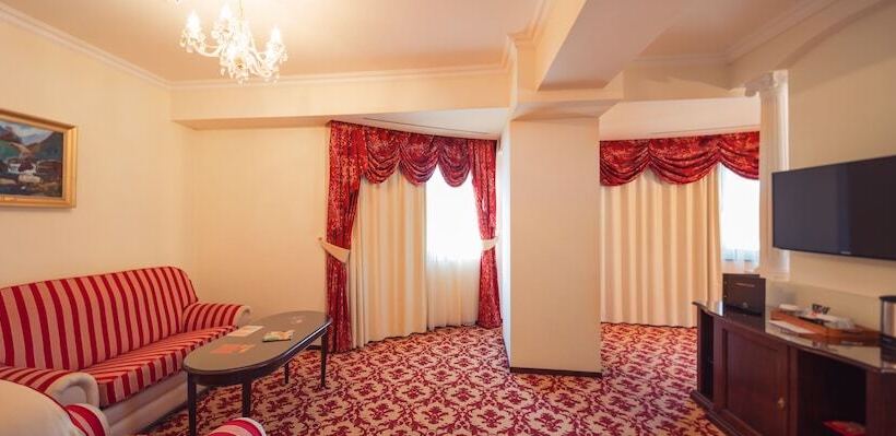 سوییت جونیور, Hilton Sibiu
