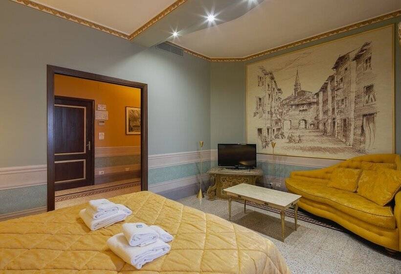 سوییت خانوادگی, I Portici Hotel   Residenza D Epoca