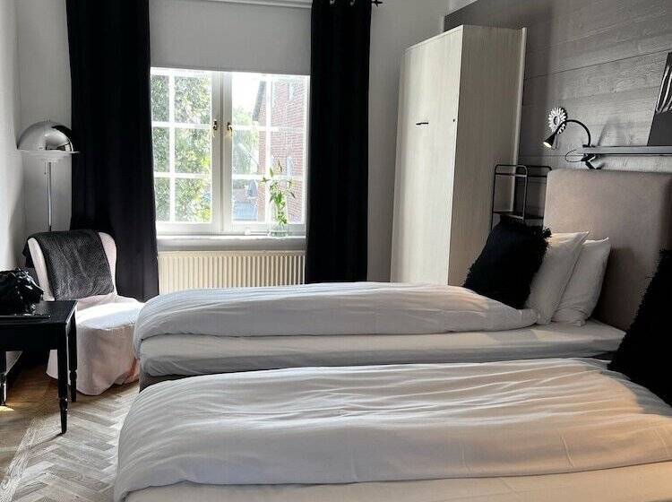 Номер Стандарт Трехместный, L Dannegården