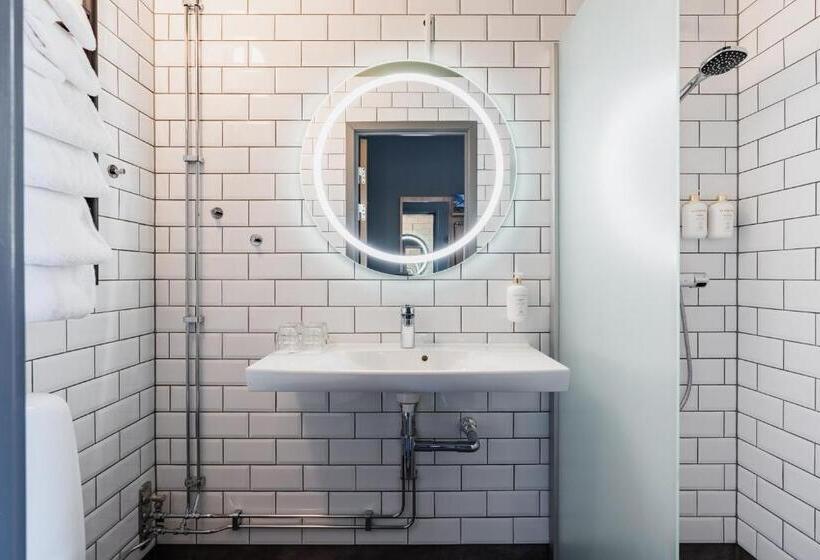 Family Suite, L Fridhemsgatan