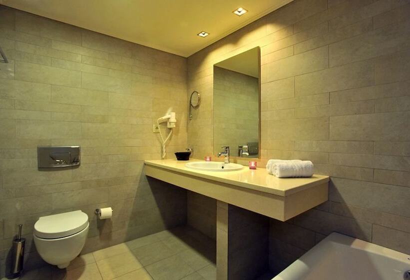 Triple Room Sea View, Porto Plaza