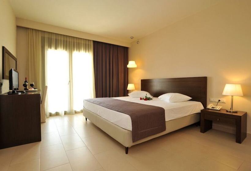 Triple Room Sea View, Porto Plaza
