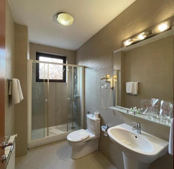 اتاق استاندارد سه نفره, Spa Hotel Terme