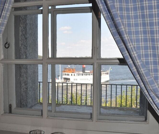 Номер Стандарт Вид на Море, Kastellet Bed & Breakfast