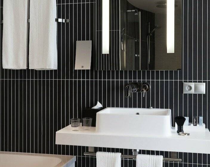 سوییت, Novotel Suites Malaga Centro