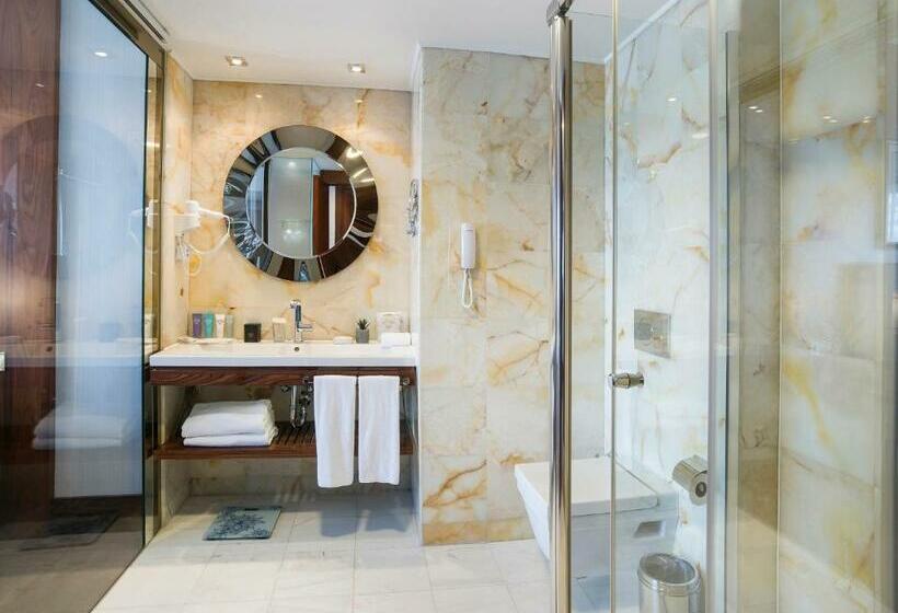 اتاق سوپریور با چشم‌انداز شهر, Vogue Hotel Supreme Istanbul