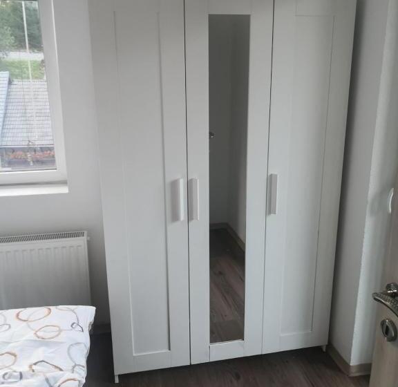 آپارتمان 1 خوابه با چشم‌انداز, Apartma Alja