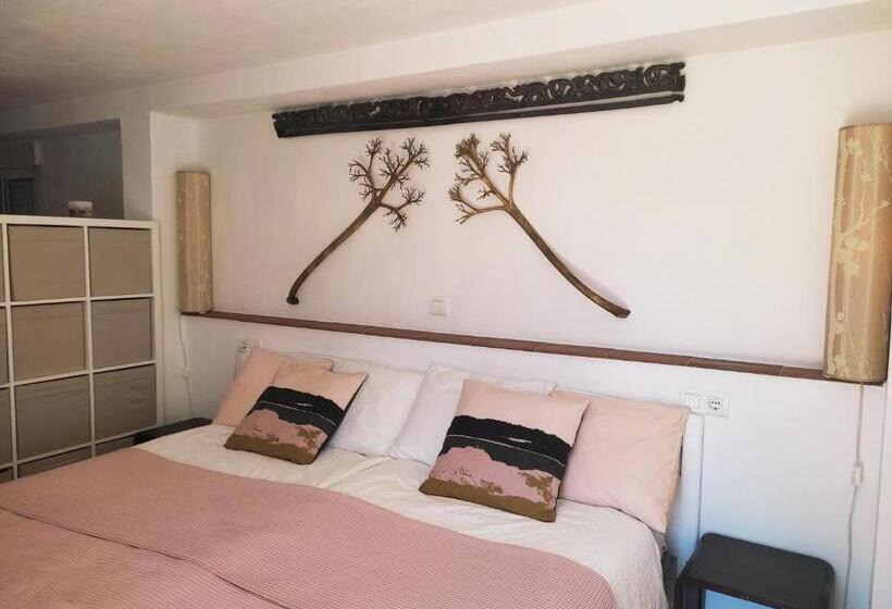 Номер Стандарт, One Life Málaga Retreat