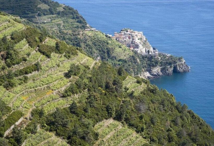 آپارتمان 1 خوابه با چشم‌انداز استخر, La Casa Fra Gli Ulivi Luxury Apartments With Pool Near Cinque Terre And Tuscany