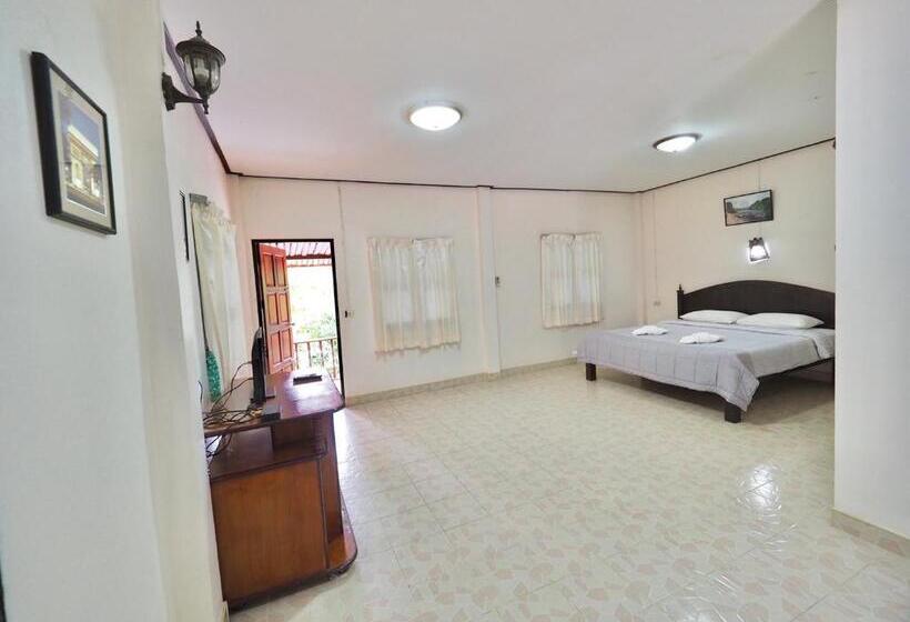 Номер Deluxe с Балконом, Baan Pak Rim Kuaen Resort