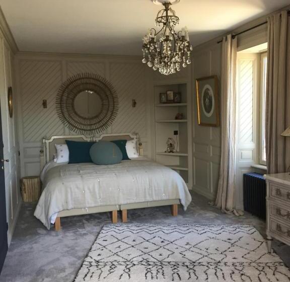 اتاق استاندارد با تخت بزرگ, La Maison Du Grand Rocher