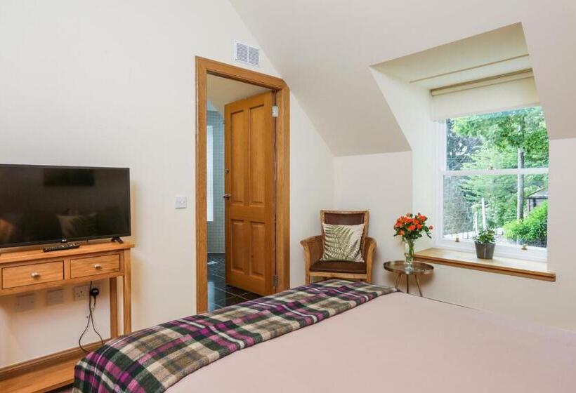 Номер Deluxe, St Andrews House