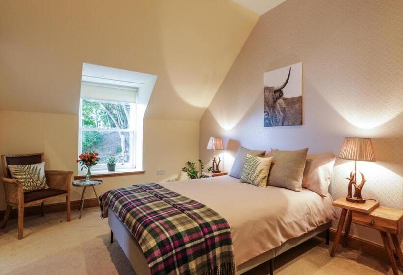 Номер Deluxe, St Andrews House