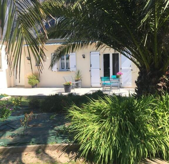 Номер Стандарт Вид на Сад, Côté Jardin Des Charmilles