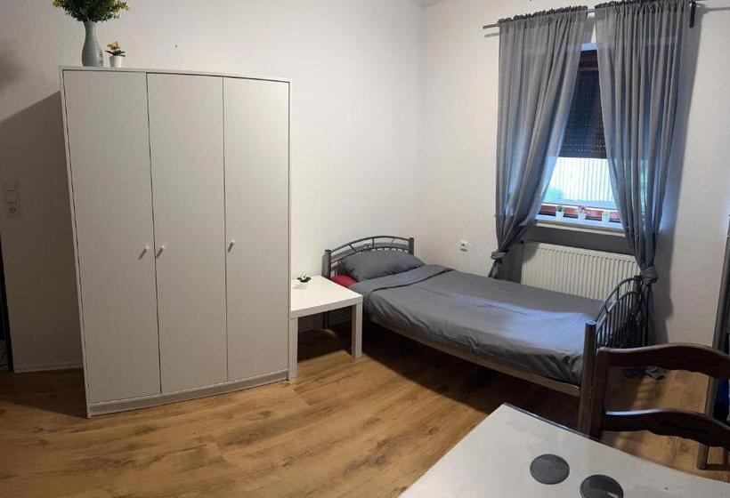 اتاق خانوادگی با سرویس بهداشتی مشترک, Mk Hostel Bremen