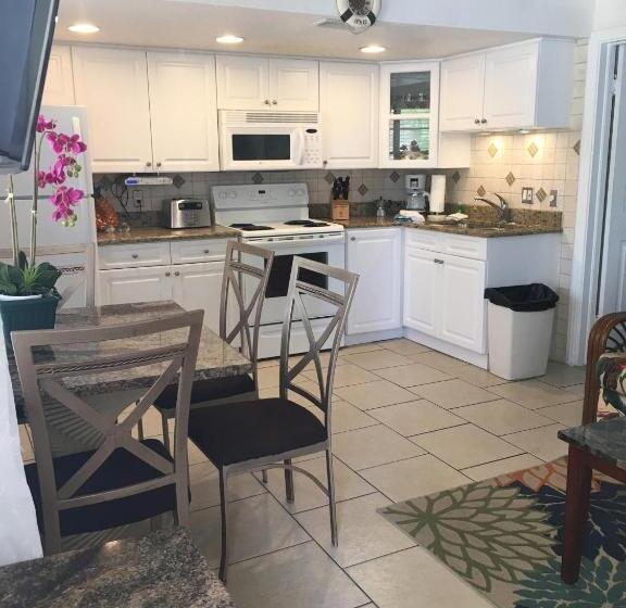 침실 1개 아파트, The Monterey Beach Resort
