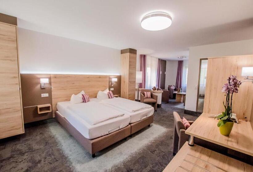 Номер Deluxe, Schloßberg
