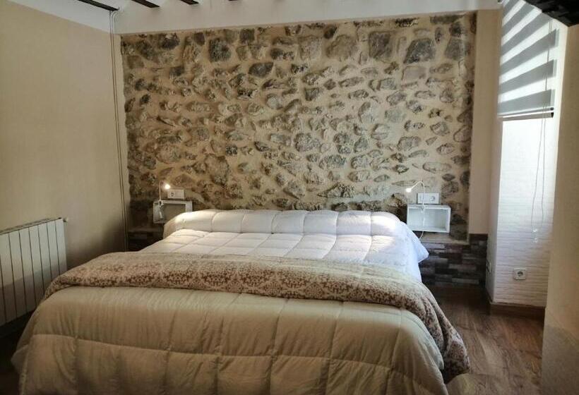 Номер Deluxe Кровать Кинг, Habitacion Tienda De Felipe El Despacho