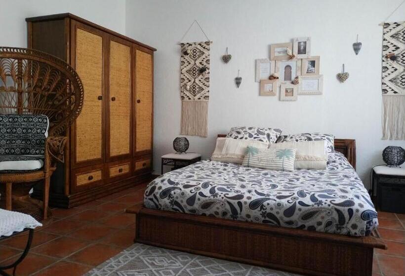 اتاق استاندارد, Le Petit Patio